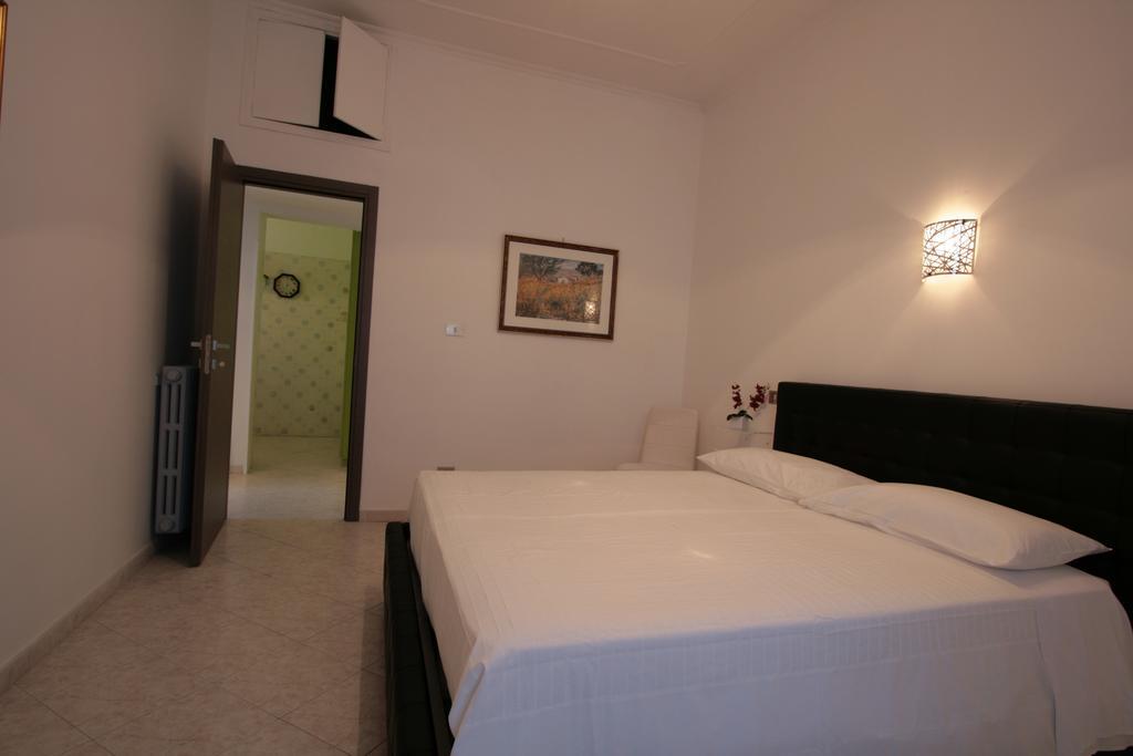 Apartop Guest house 3*