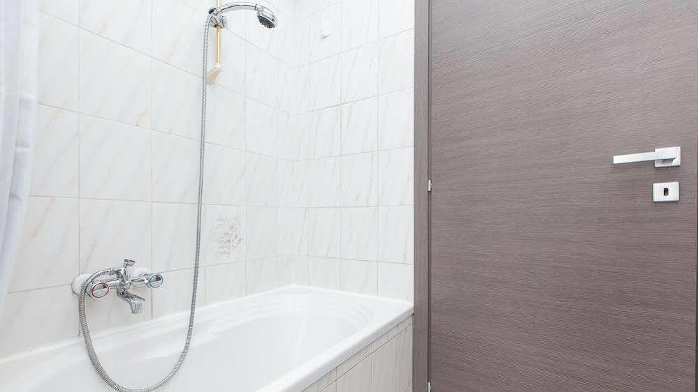 Guest house Apartop
